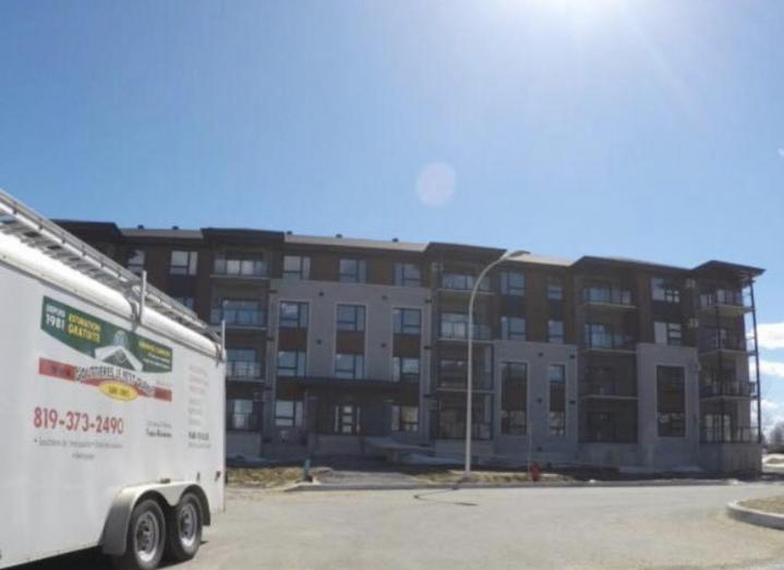 Gutter guard installation in Trois-Rivières